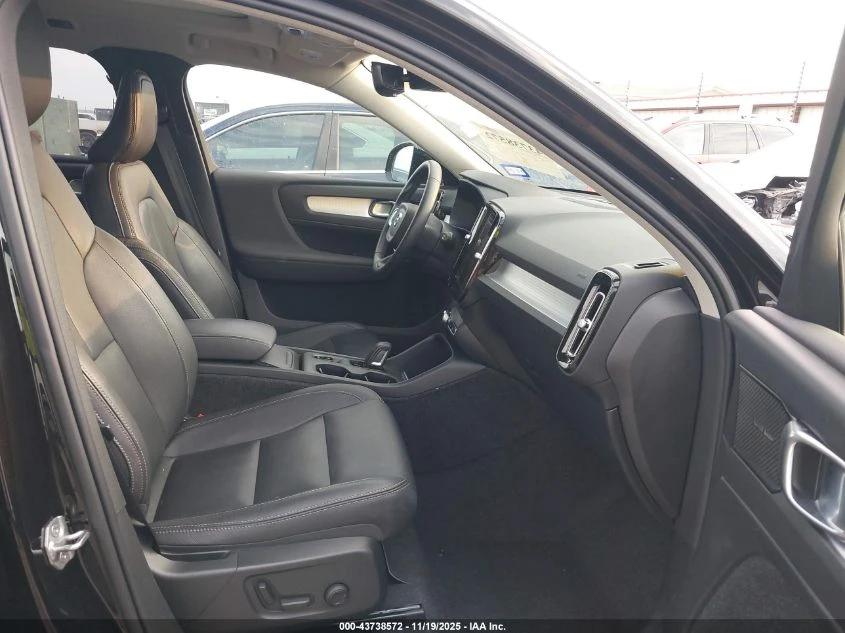 Volvo XC40 2L I4   N All Wheel Drive | Mobile.bg � ����������� 11