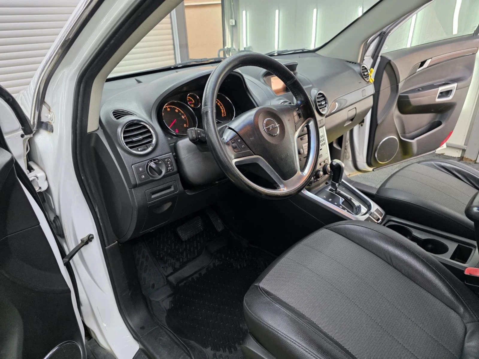 Opel Antara 4x4 CDTI 2.2 - изображение 5