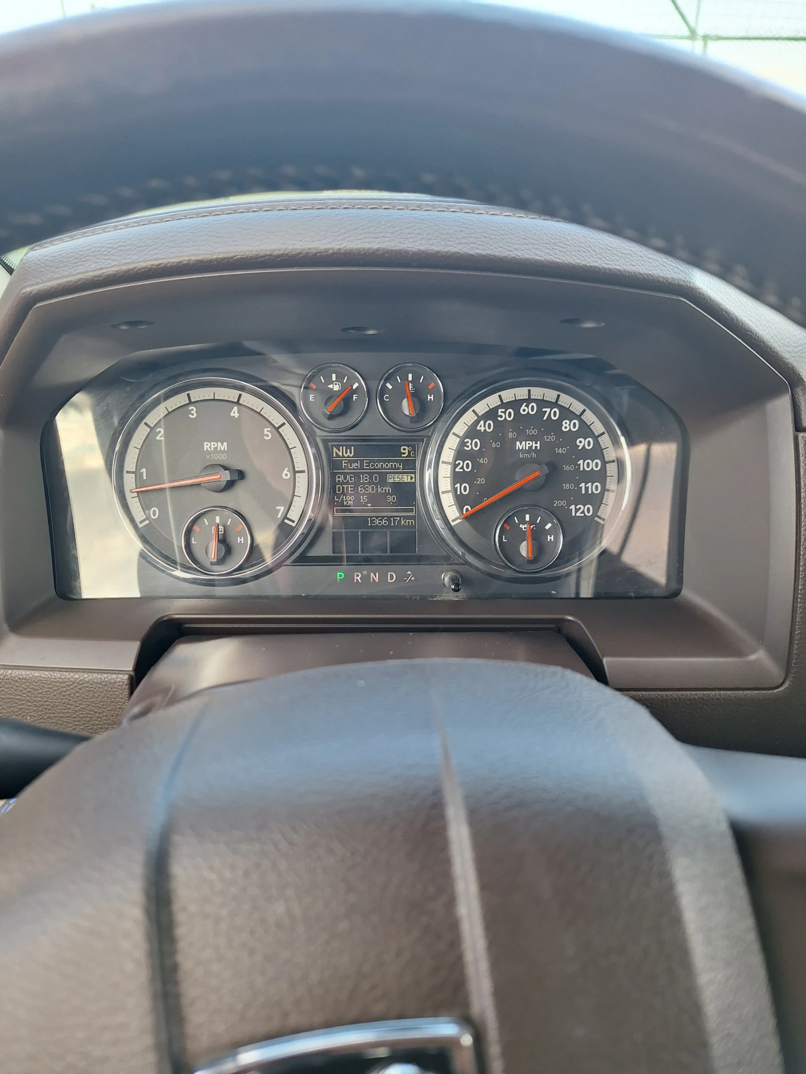 Dodge RAM 1500, снимка 4 - Автомобили и джипове - 54145934