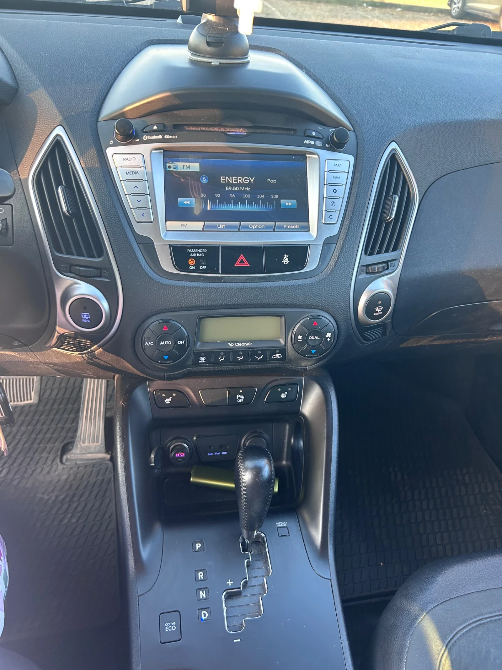 Hyundai IX35, снимка 10 - Автомобили и джипове - 55622876
