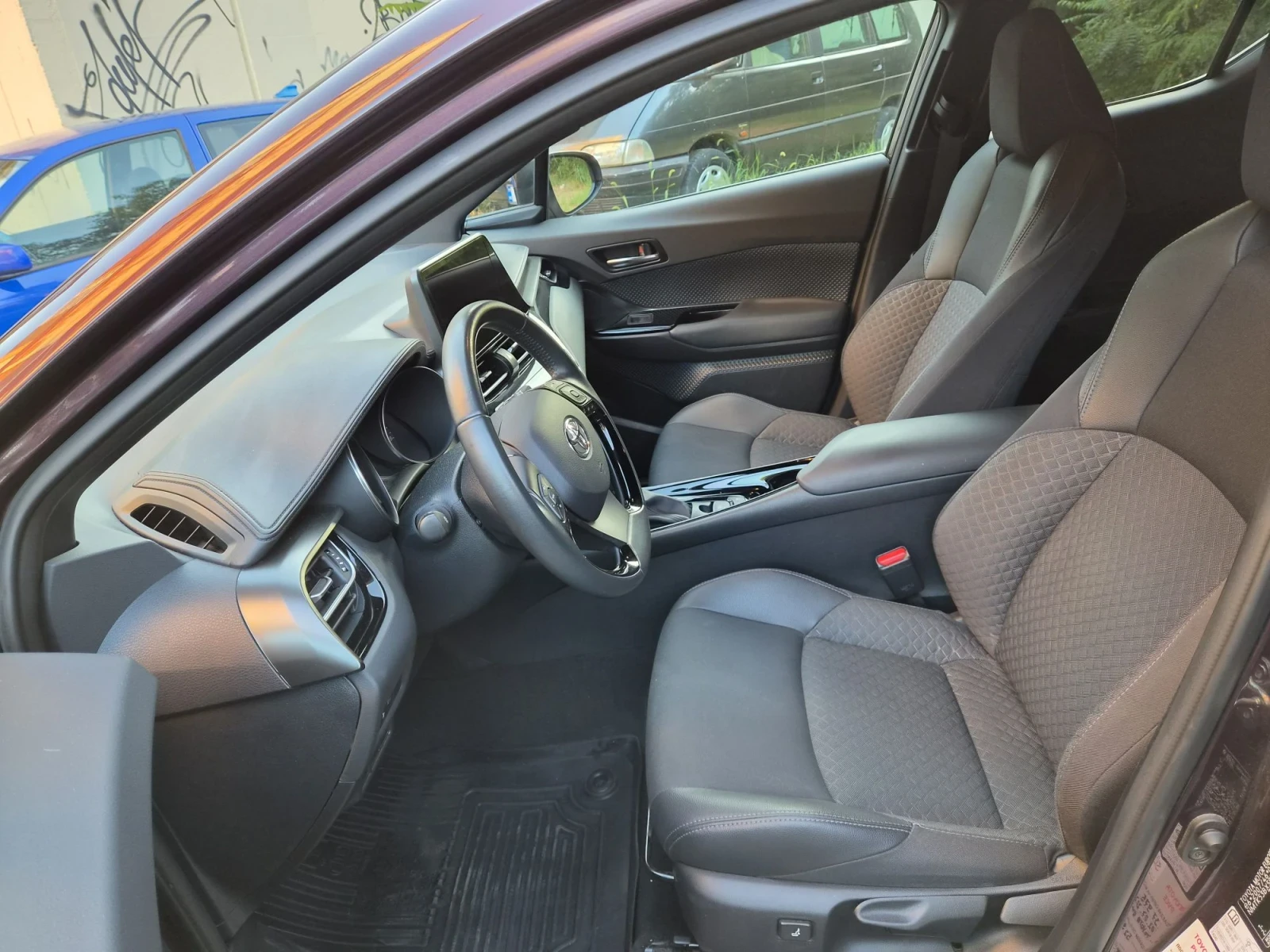 Toyota C-HR 2.0, снимка 7 - Автомобили и джипове - 55734642