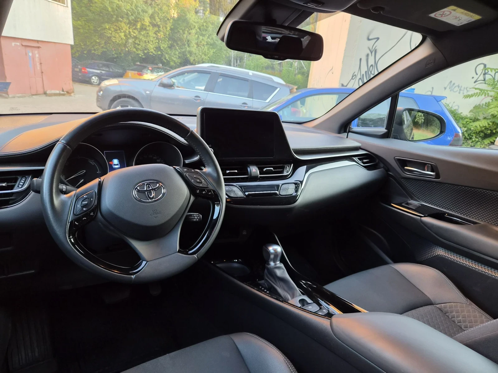 Toyota C-HR 2.0, снимка 6 - Автомобили и джипове - 55734642