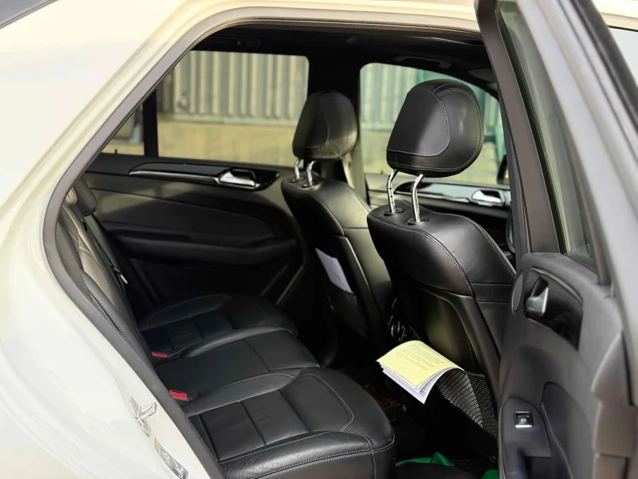 Mercedes-Benz GLE 43 AMG * CARFAX * ОПЦИЯ ЗА ФИНАНСИРАНЕ * , снимка 16 - Автомобили и джипове - 56202348