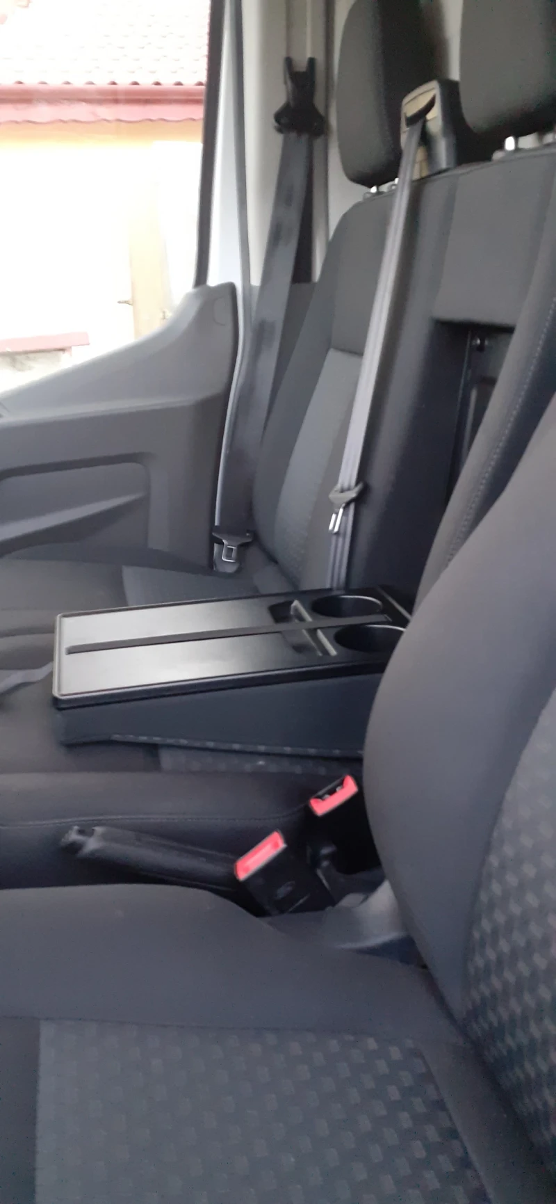 Ford Transit 2, 0 EcoBlue , Maxi  Товарен , снимка 13 - Бусове и автобуси - 52544148