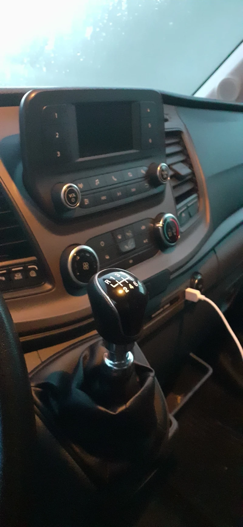 Ford Transit 2, 0 EcoBlue , Maxi  Товарен , снимка 6 - Бусове и автобуси - 52544148