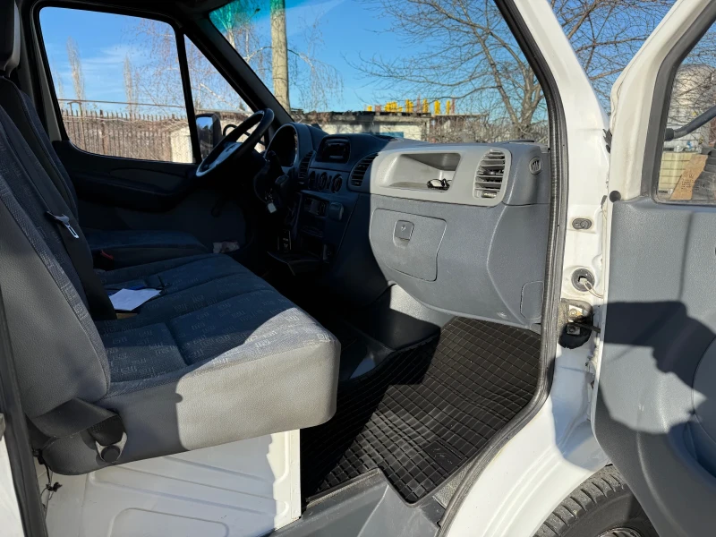 Mercedes-Benz Sprinter 313 Хладилен, снимка 8 - Бусове и автобуси - 53114583