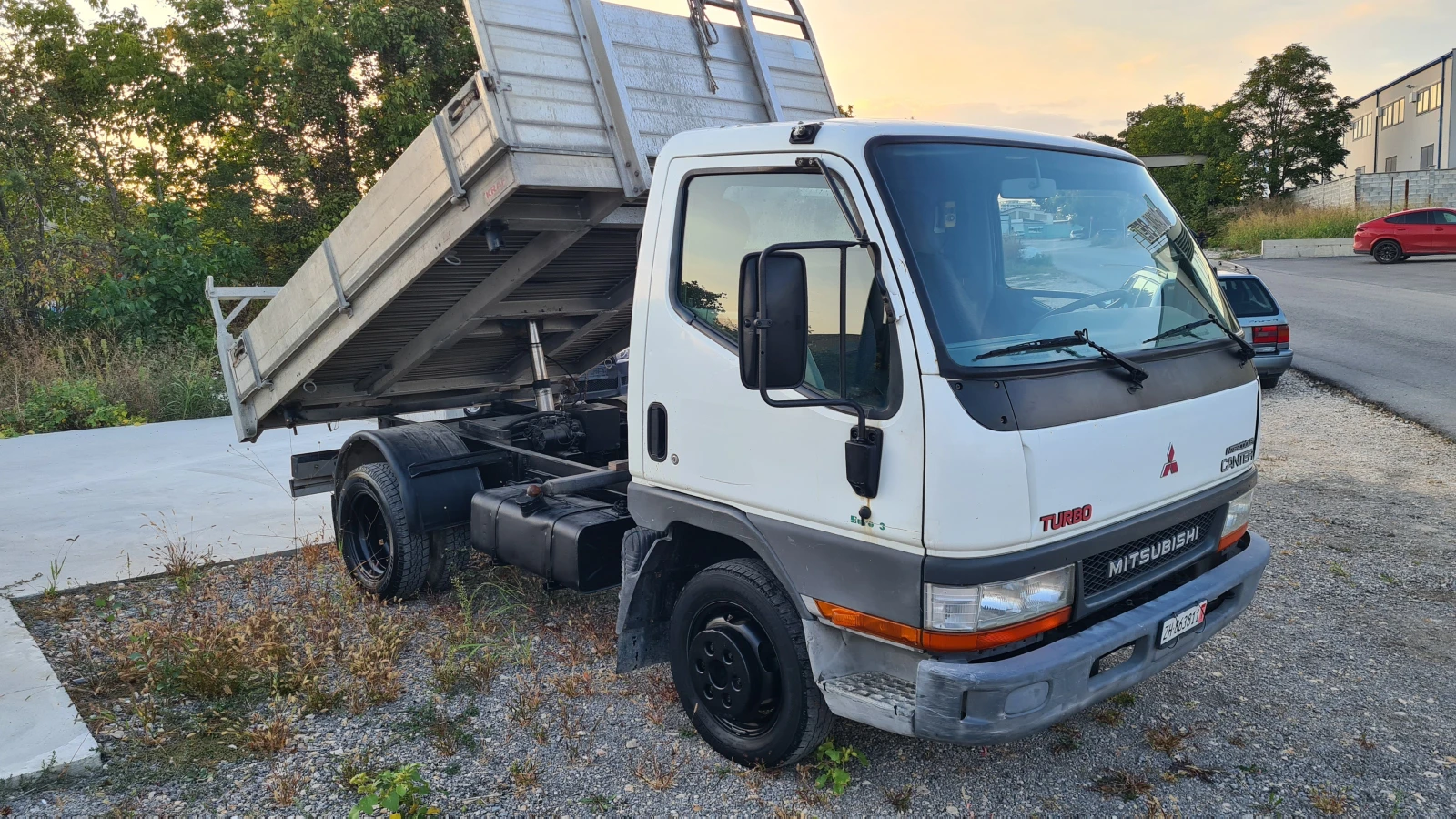 Mitsubishi Canter SWISS-3000 - изображение 7