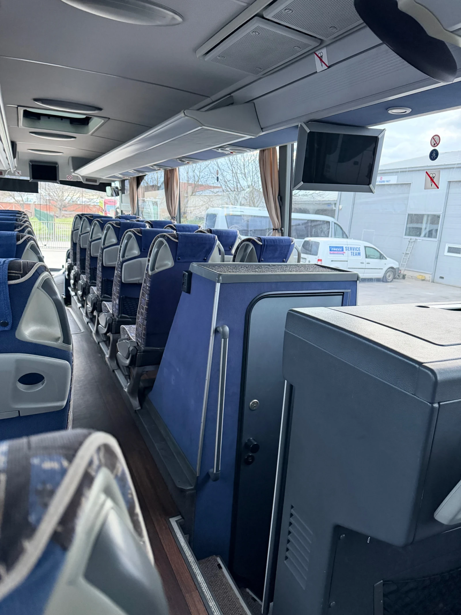 Mercedes-Benz Tourismo Еuro5 ръчка, снимка 3 - Бусове и автобуси - 54015907