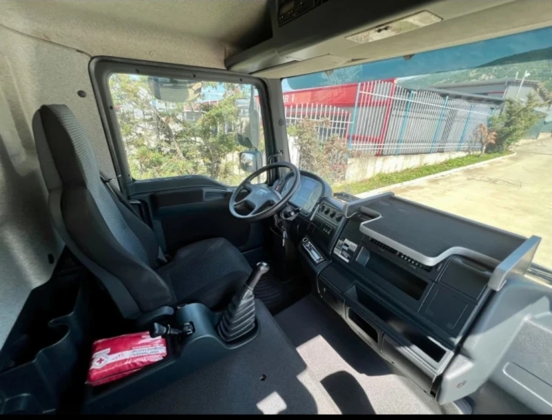 Man 8.180 /296000км.!!! / Евро 5 /, снимка 4 - Камиони - 52420690