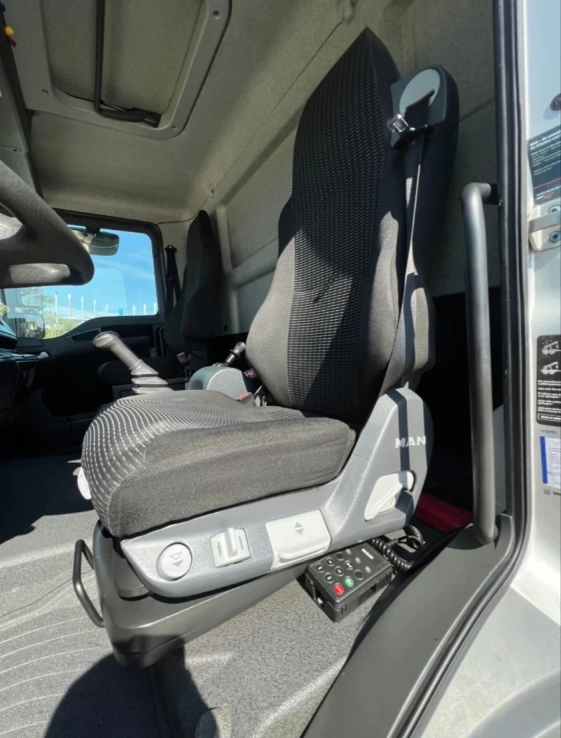 Man 8.180 /296000км.!!! / Евро 5 /, снимка 6 - Камиони - 52420690