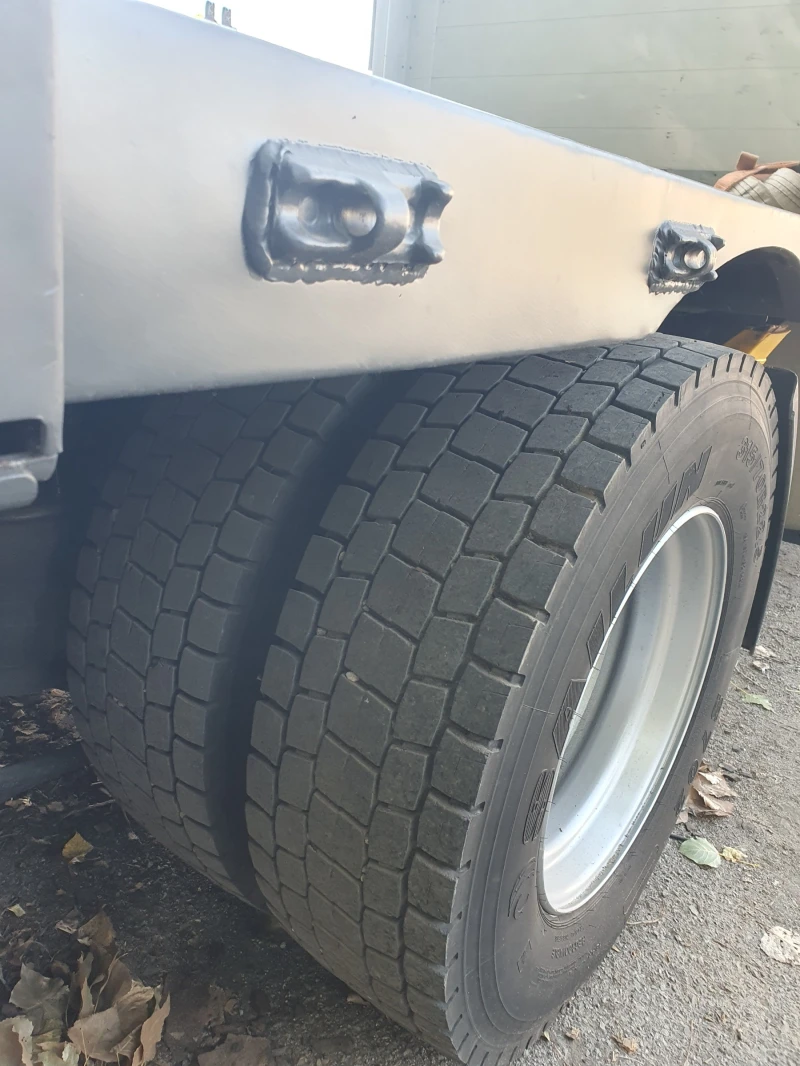 Iveco Stralis, снимка 9 - Камиони - 53362382