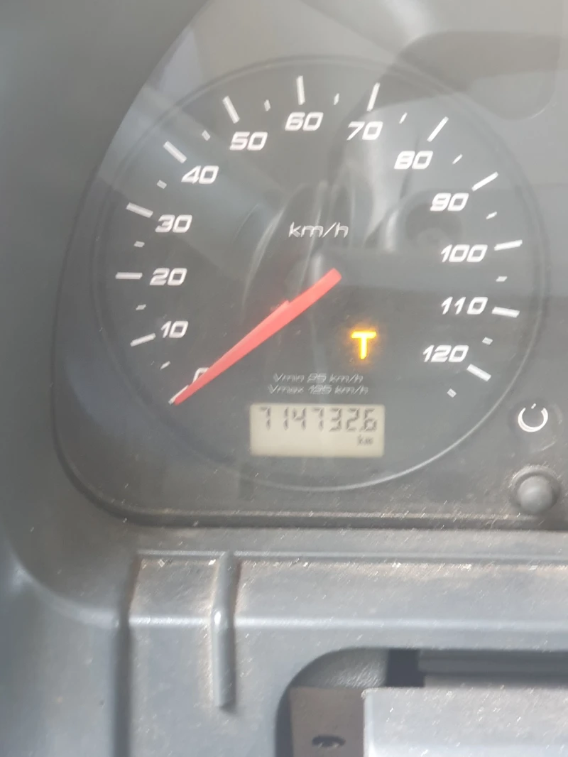 Iveco Stralis, снимка 4 - Камиони - 53362382