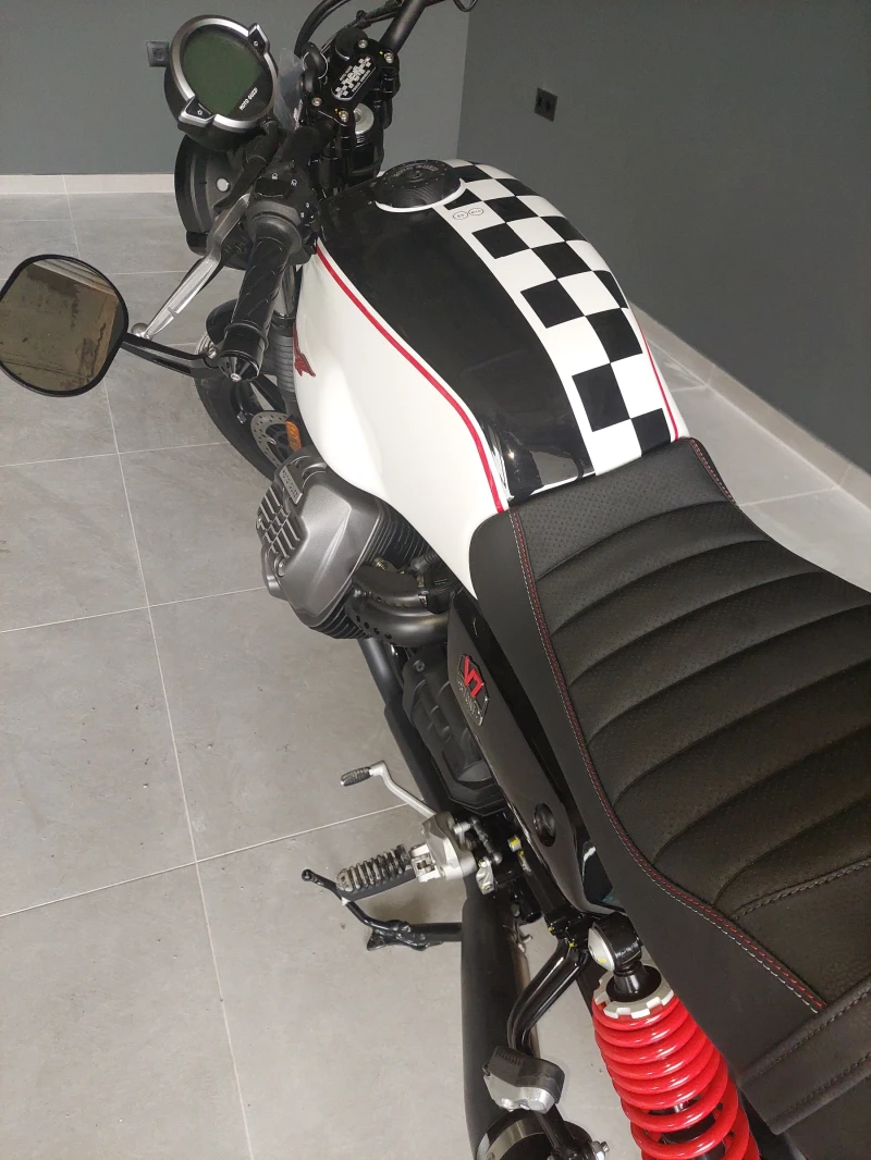 Moto Guzzi V v7 Stone Ten, снимка 7 - Мотоциклети и мототехника - 49854680