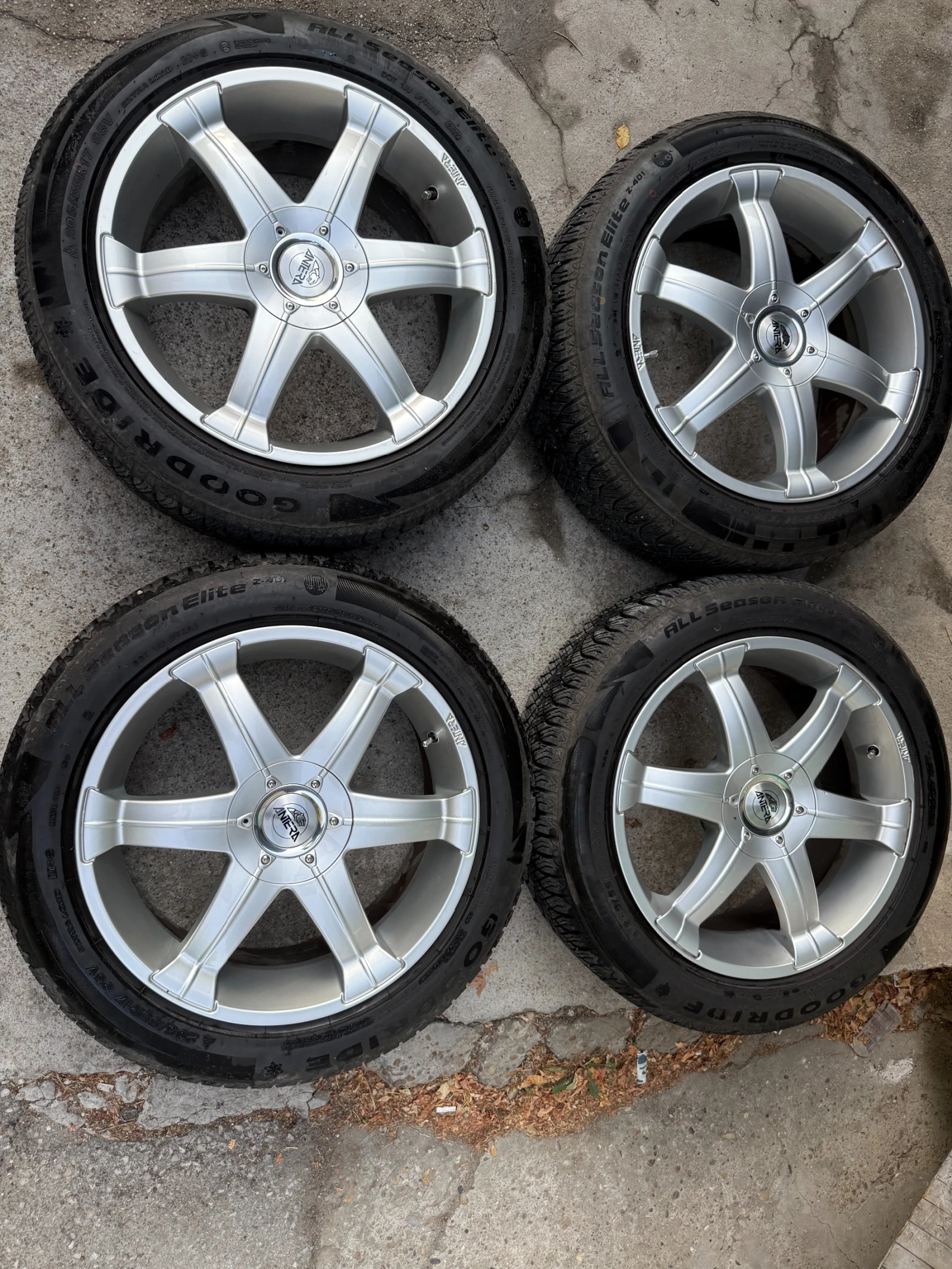 Гуми с джанти Goodride 205/55R17