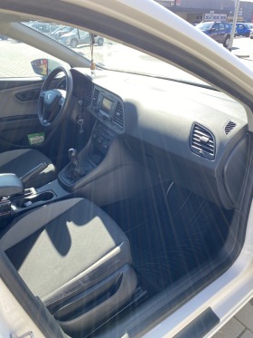 Seat Leon 1.6 TDi, снимка 5 - Автомобили и джипове - 45394999