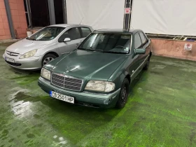 Mercedes-Benz C 180, снимка 2