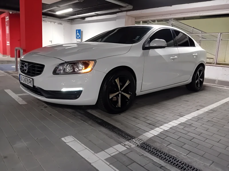 Volvo S60 D3 Facelift , снимка 3 - Автомобили и джипове - 48503032