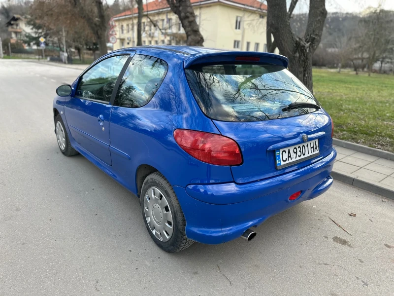 Peugeot 206 1.6i, снимка 3 - Автомобили и джипове - 48694949