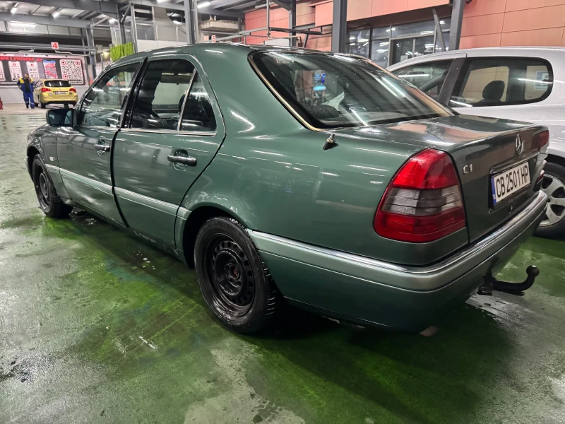 Mercedes-Benz C 180, снимка 6 - Автомобили и джипове - 48826887