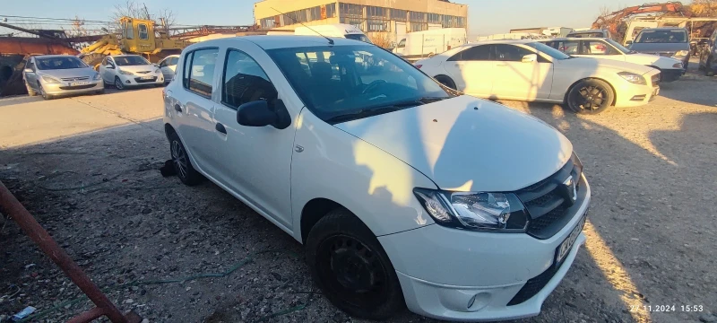 Dacia Sandero, снимка 1 - Автомобили и джипове - 49200559