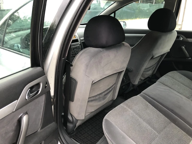Peugeot 407 1.6 hdi, снимка 9 - Автомобили и джипове - 51691431