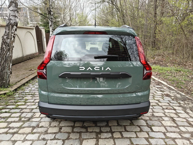 Dacia Jogger 31000km, снимка 4 - Автомобили и джипове - 52308748