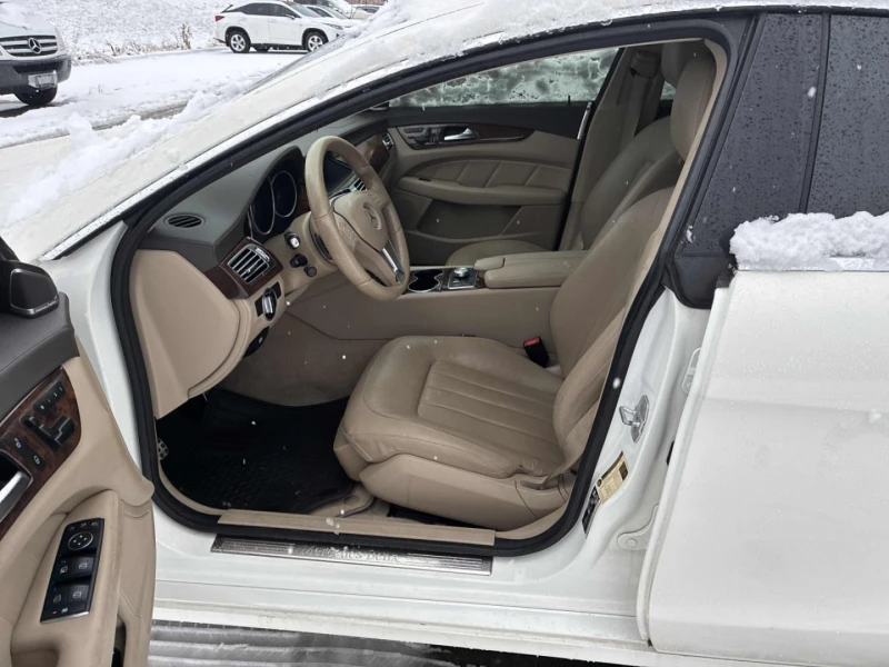 Mercedes-Benz CLS 550 4.7L V8 BITURBO , снимка 5 - Автомобили и джипове - 52992200