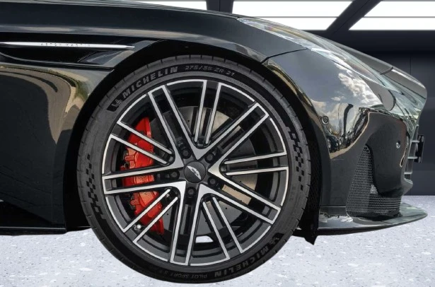Aston Martin Други DB12 Coupe = Black Pack = Гаранция - изображение 7