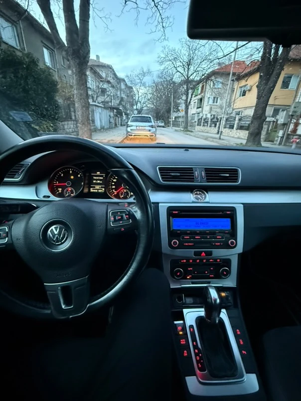 VW Passat, снимка 7 - Автомобили и джипове - 52579656