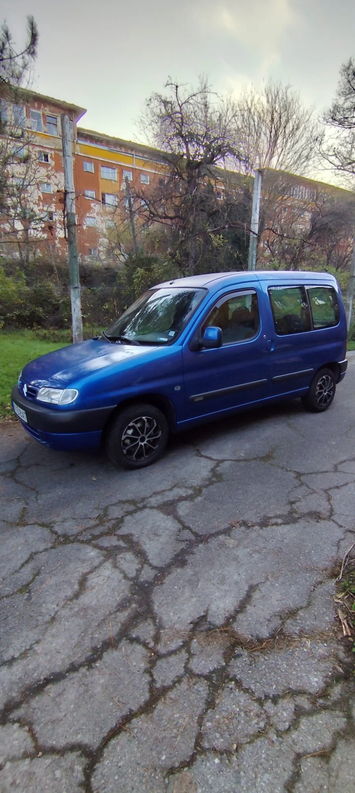 Citroen Berlingo, снимка 2 - Автомобили и джипове - 52890506