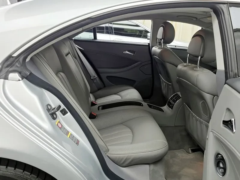 Mercedes-Benz CLS 350 V6 W219, снимка 12 - Автомобили и джипове - 55948164