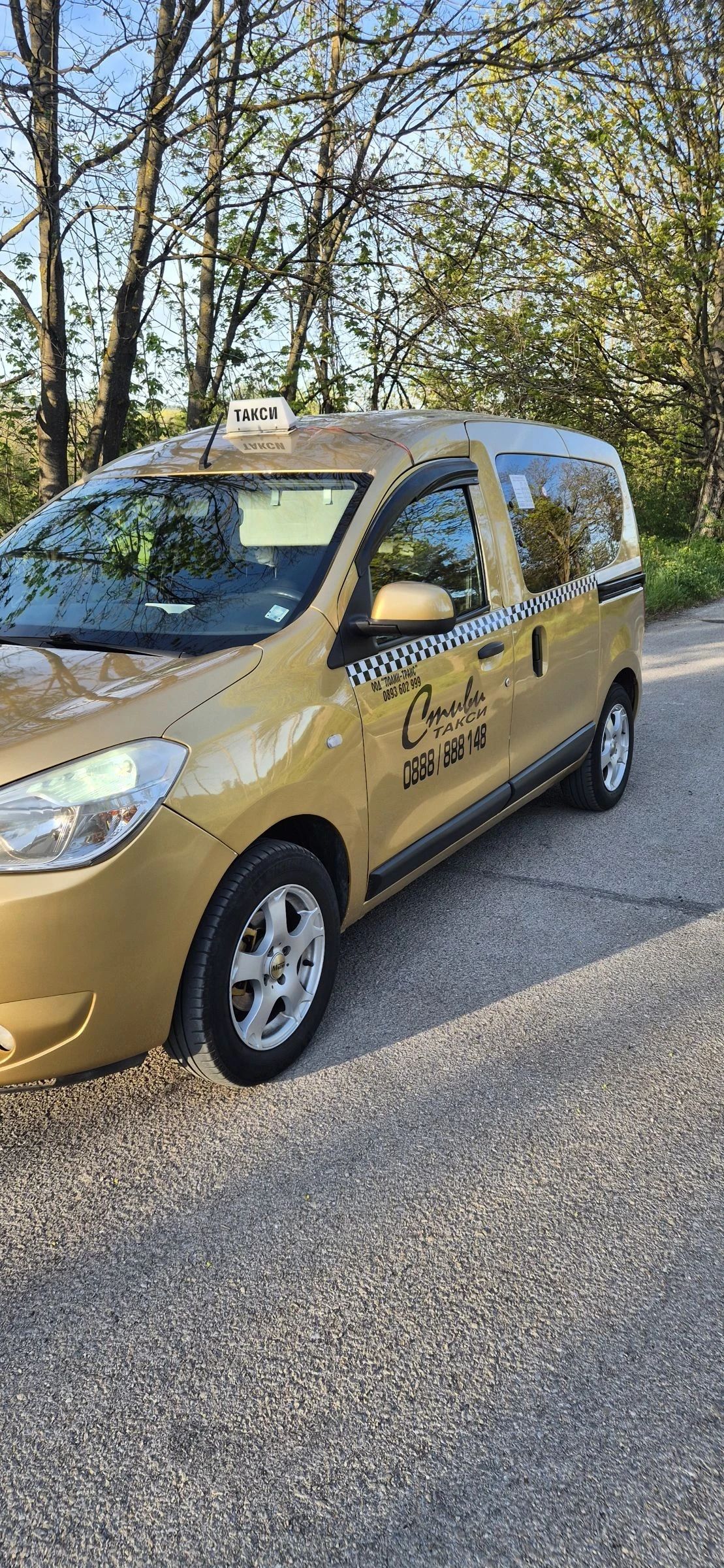 Dacia Dokker 1, 5 dci, снимка 2 - Автомобили и джипове - 53589438