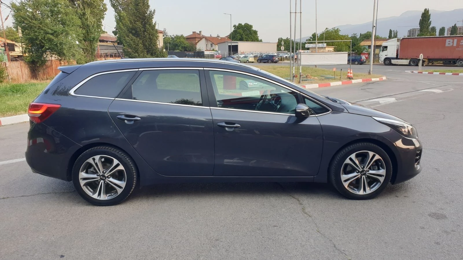 Kia Ceed НАВИ-АВТОМАТ- GT LINE - изображение 6