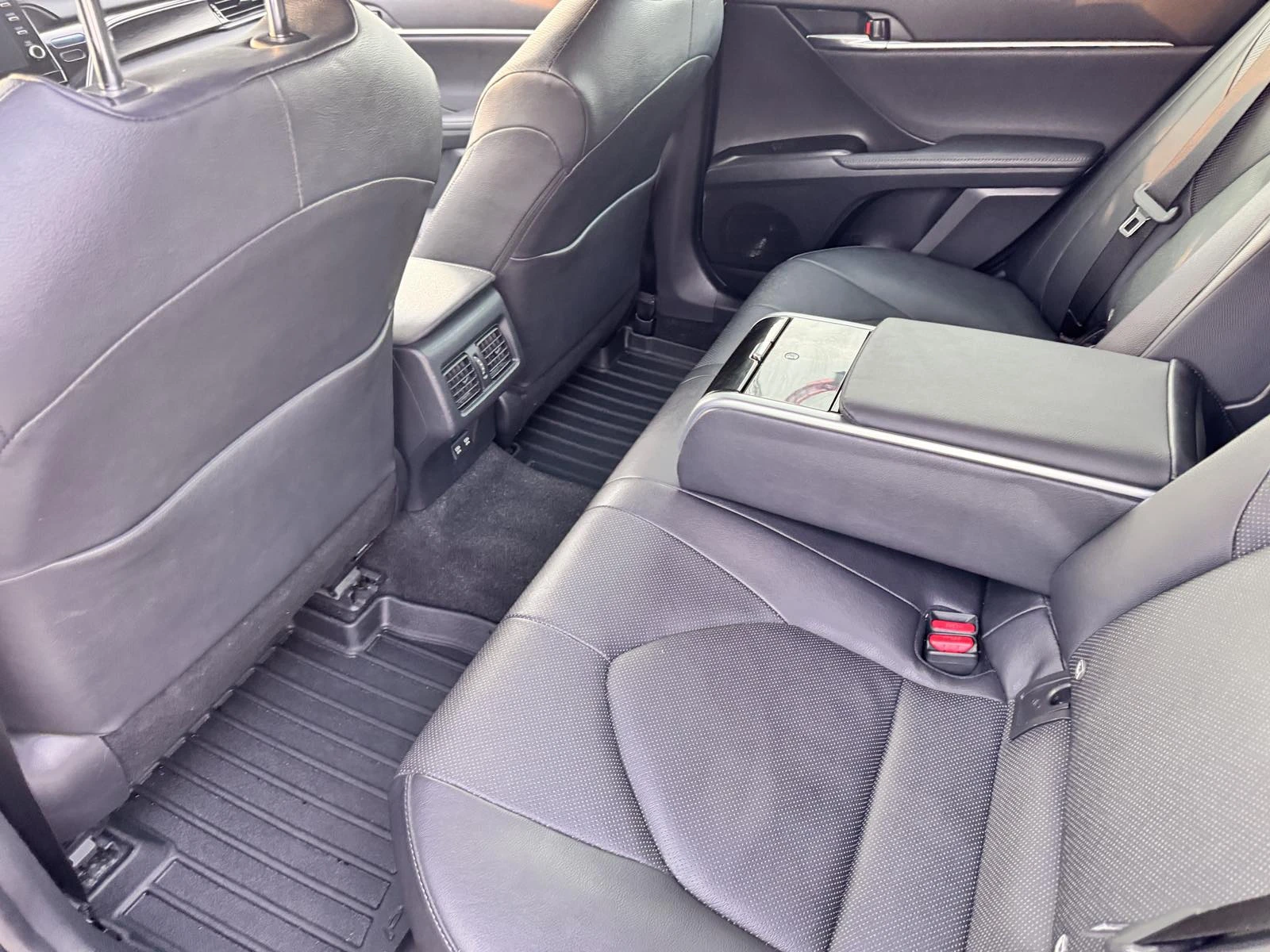 Toyota Camry 2, 5 HYBRID - изображение 10