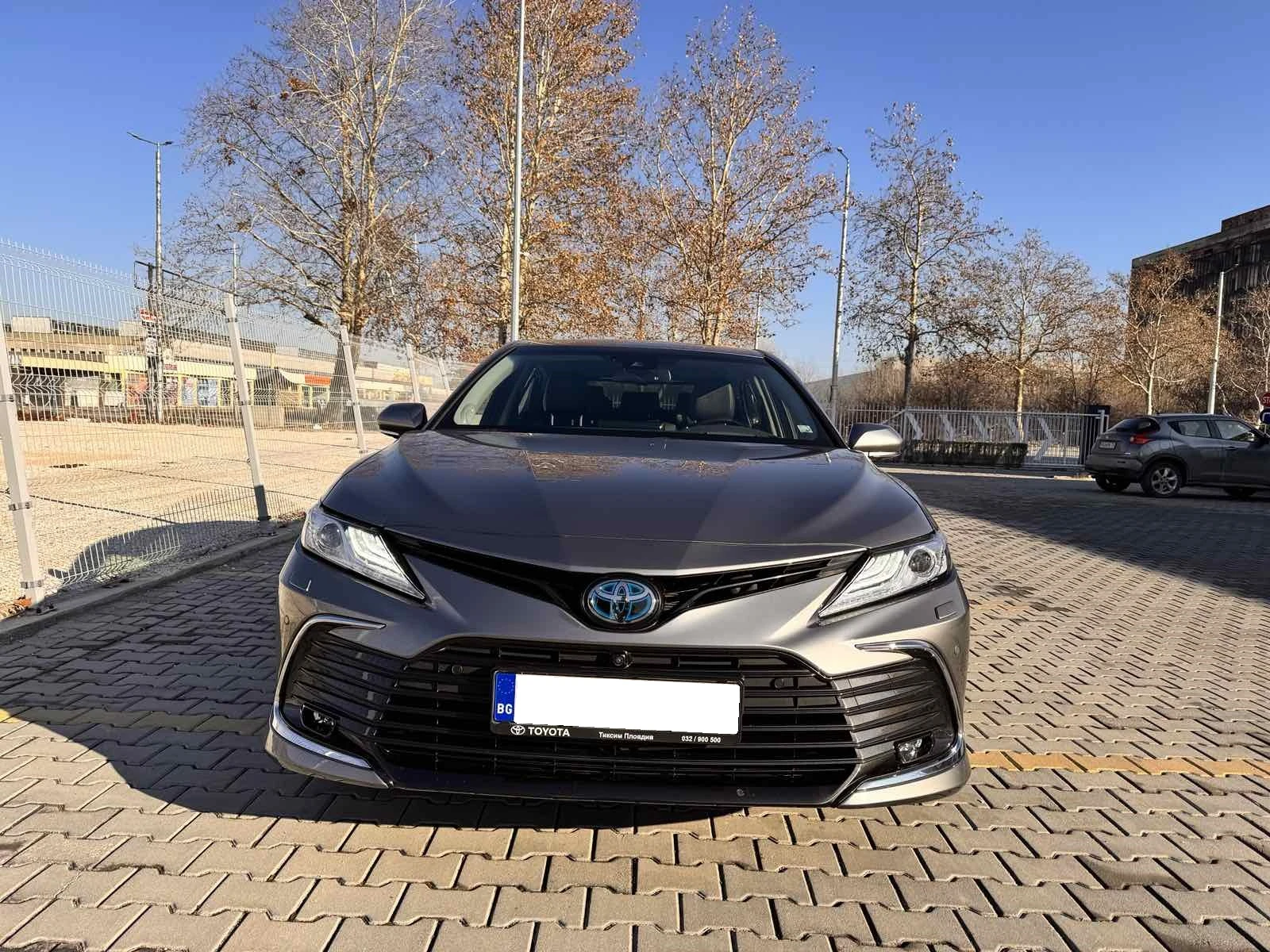 Toyota Camry 2, 5 HYBRID - изображение 4