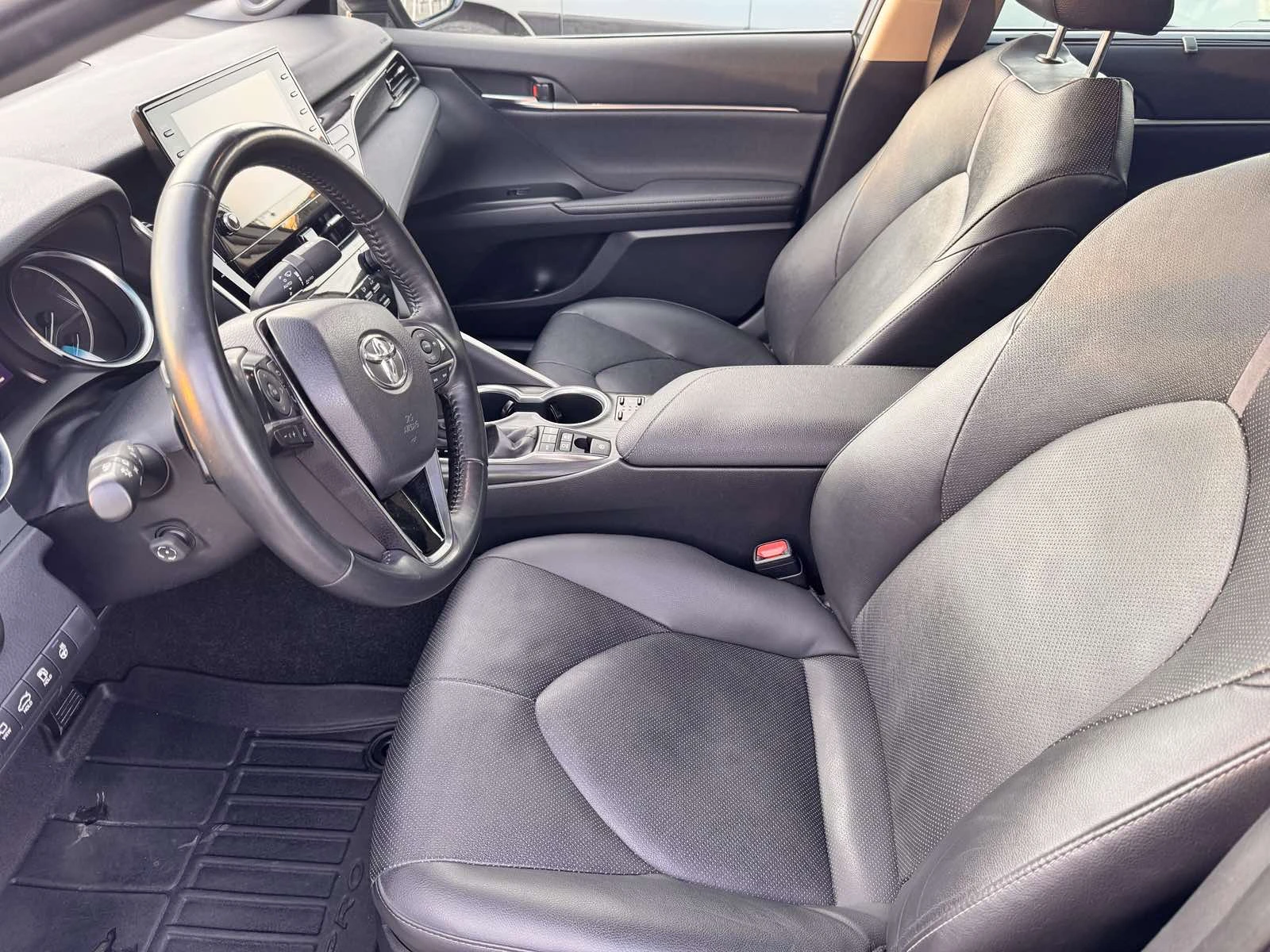 Toyota Camry 2, 5 HYBRID - изображение 9