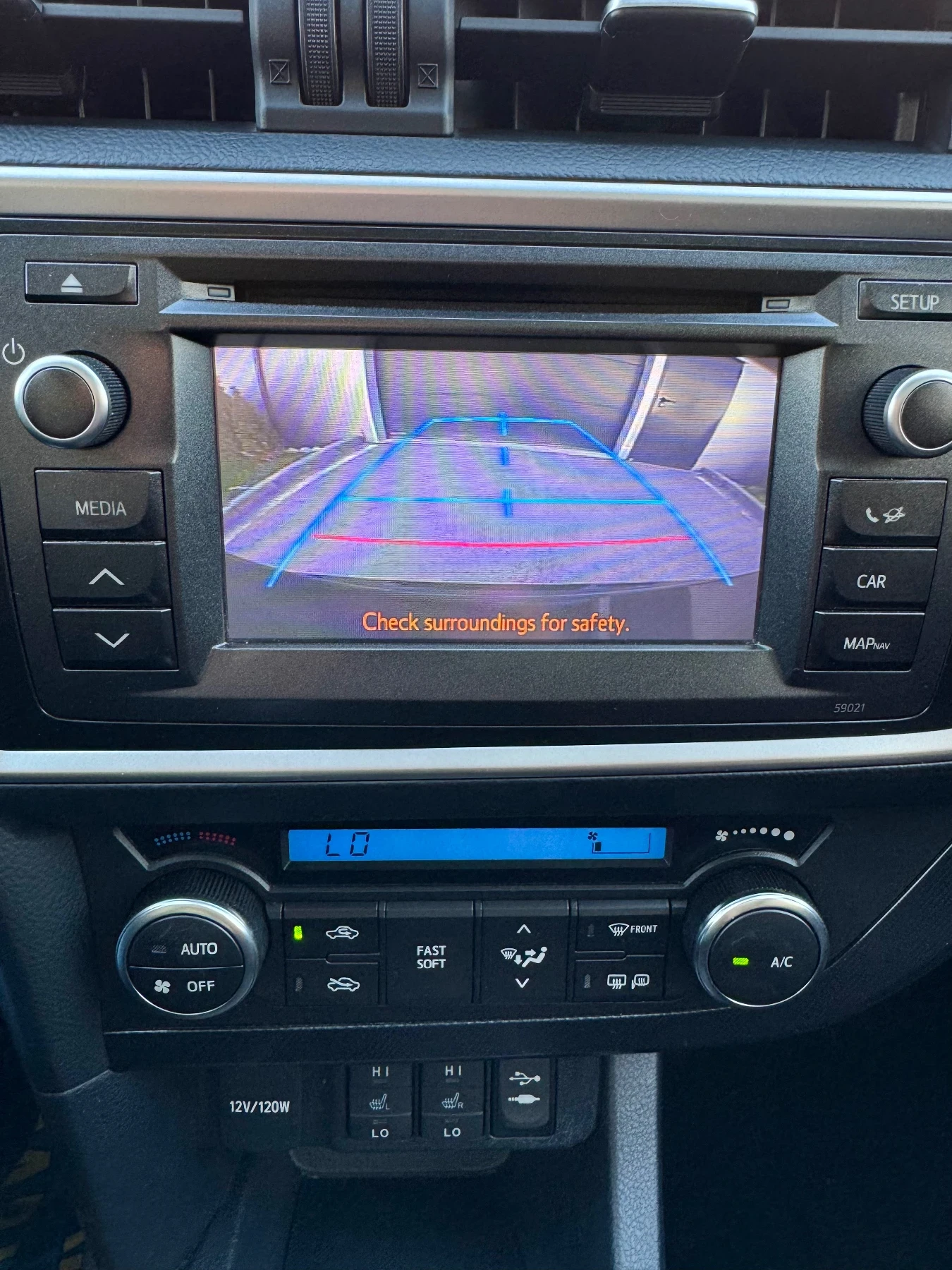 Toyota Auris 2.0D4D PANO | Mobile.bg — изображение 14