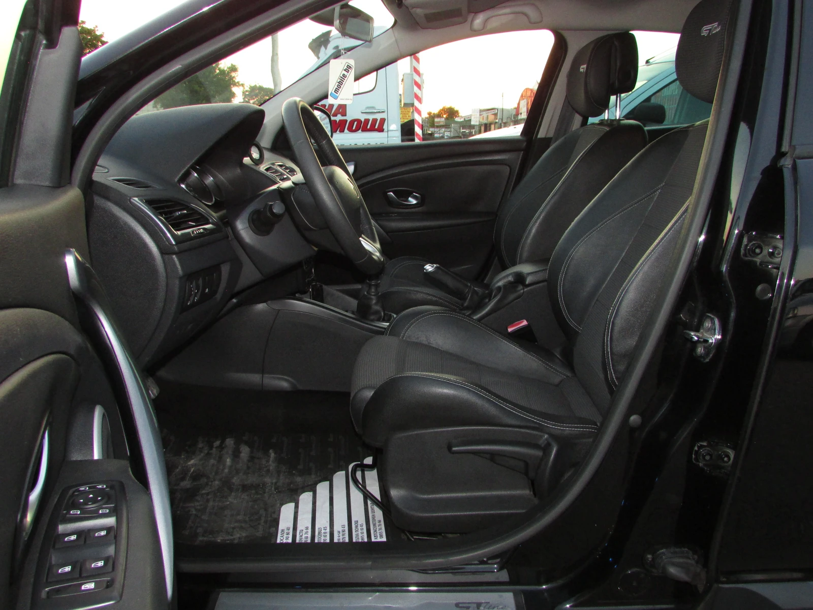 Renault Megane GTline 1.5DCI EU5 - изображение 8