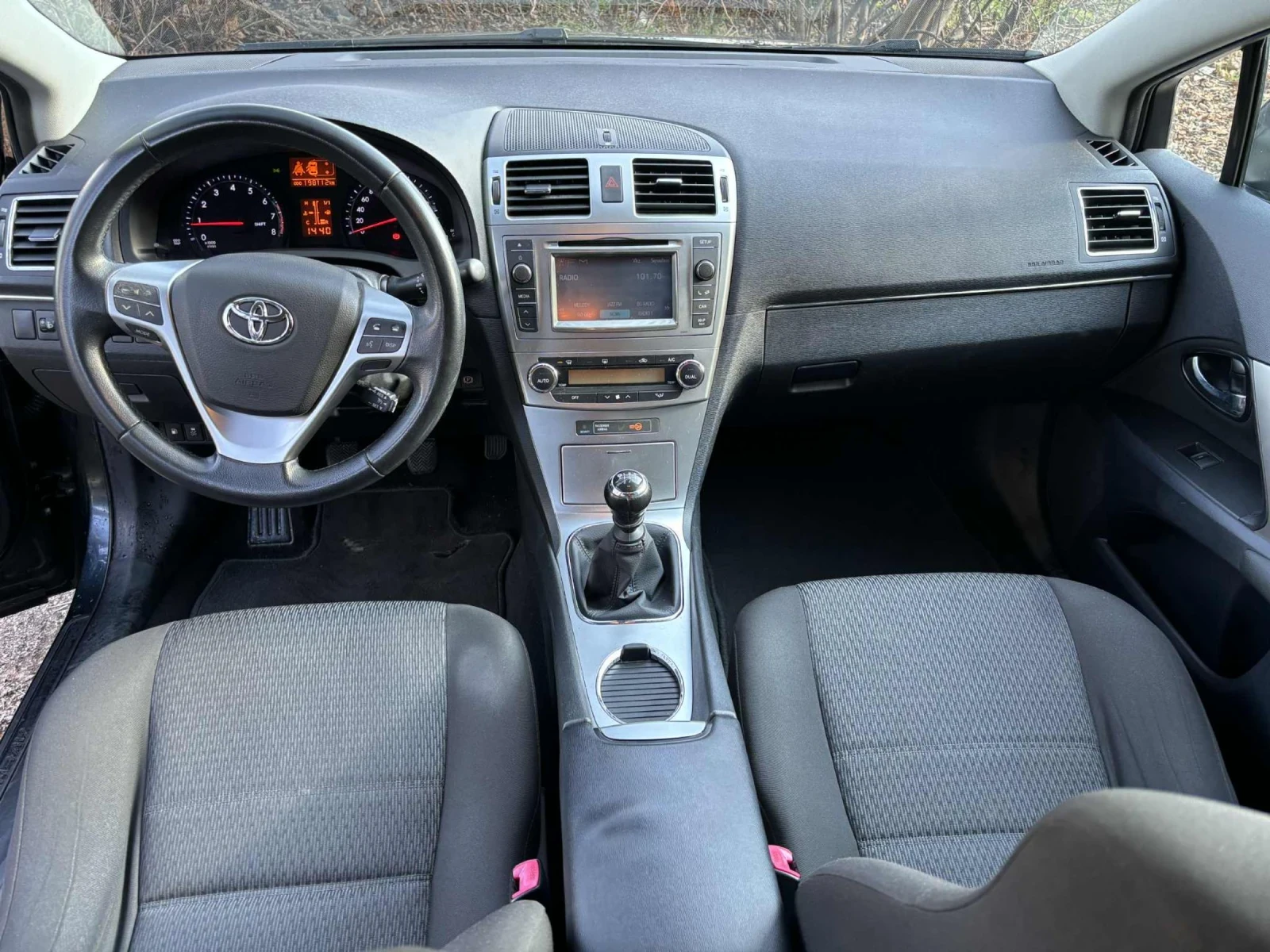 Toyota Avensis  - изображение 9