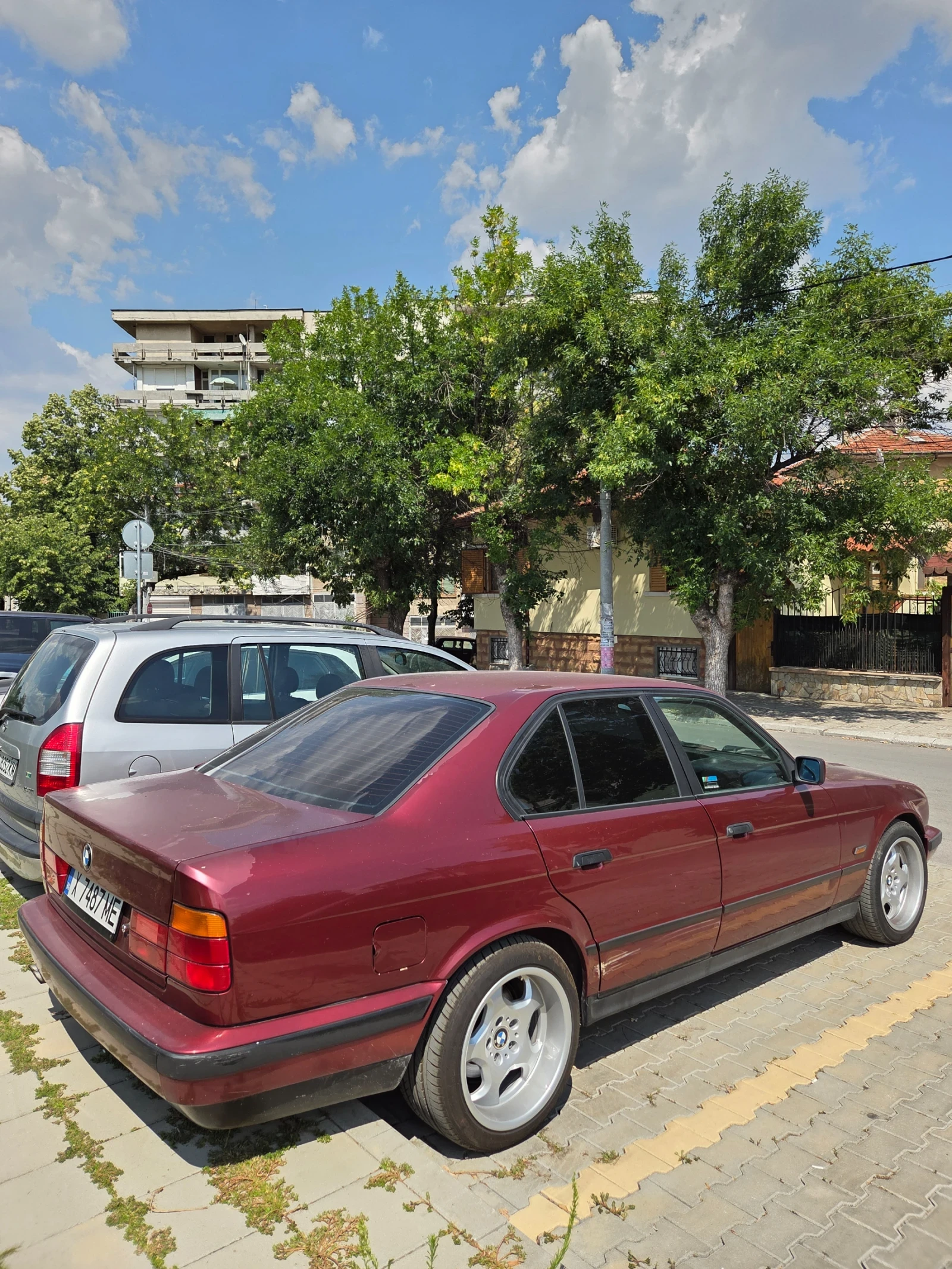 BMW 520, снимка 2 - Автомобили и джипове - 55354978