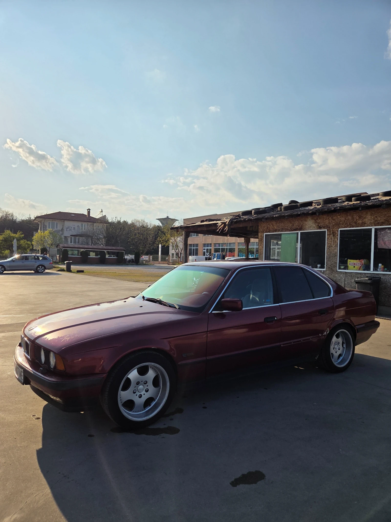 BMW 520, снимка 7 - Автомобили и джипове - 52323265