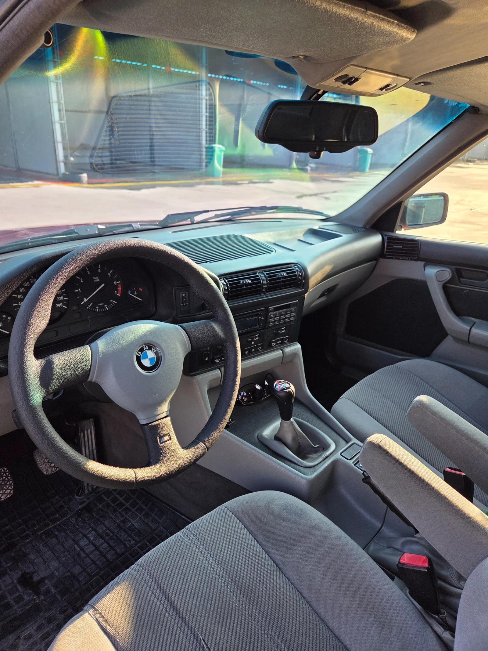 BMW 520, снимка 9 - Автомобили и джипове - 52323265