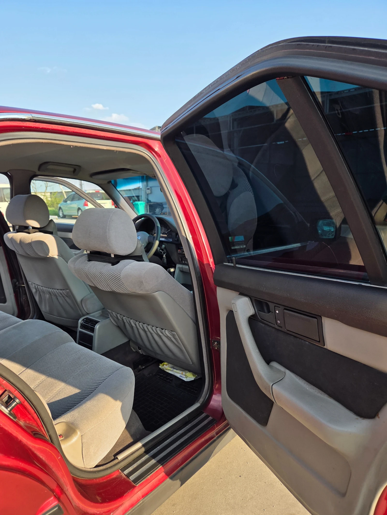 BMW 520, снимка 15 - Автомобили и джипове - 52323265