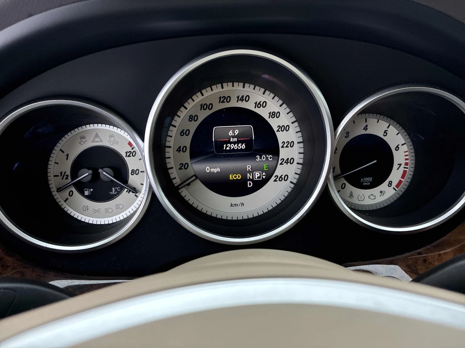 Mercedes-Benz CLS 550 4.7L V8 BITURBO  - изображение 8