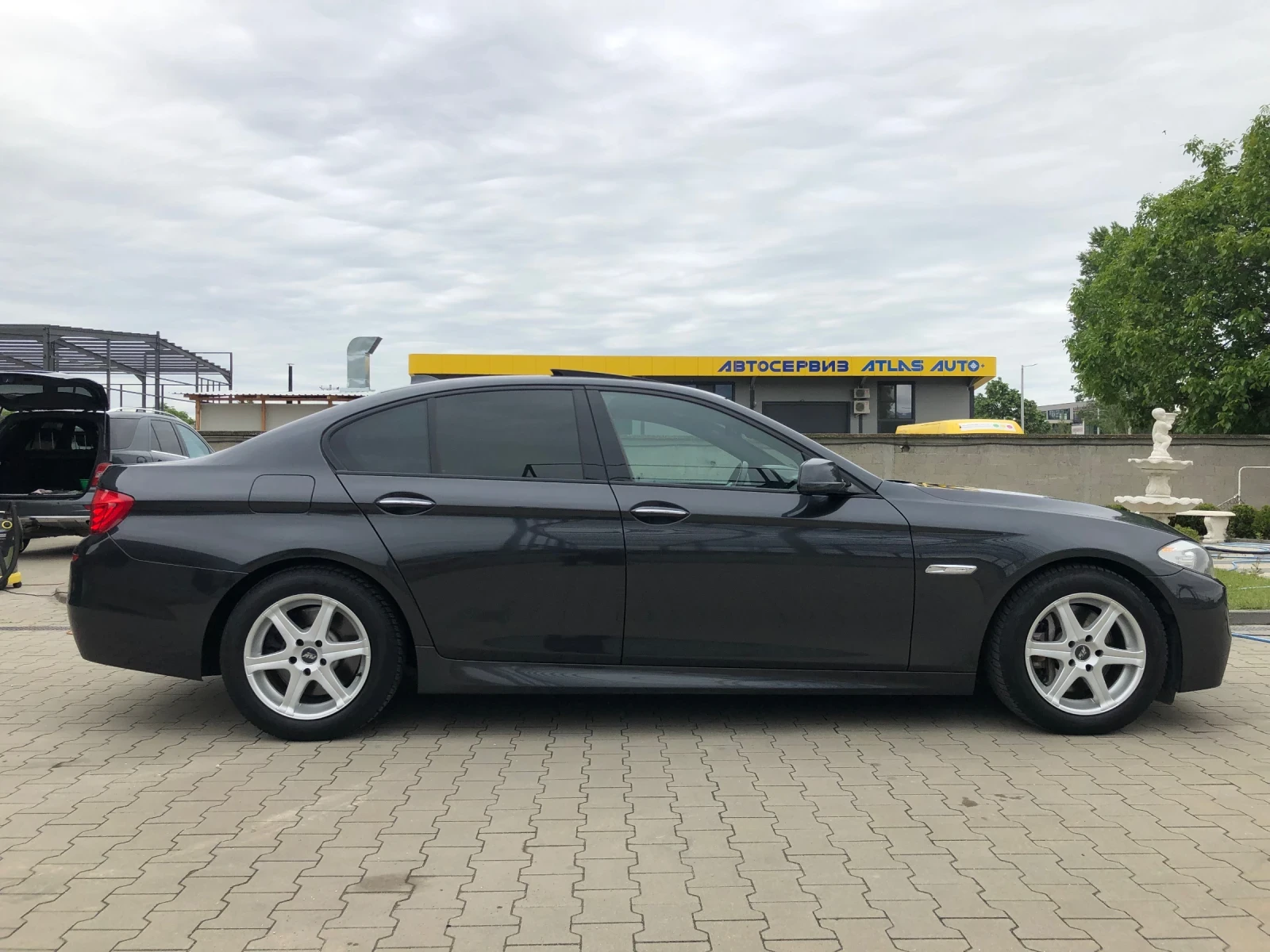 BMW 535  D M-Sport* SAT* Първи собственик*  - изображение 9