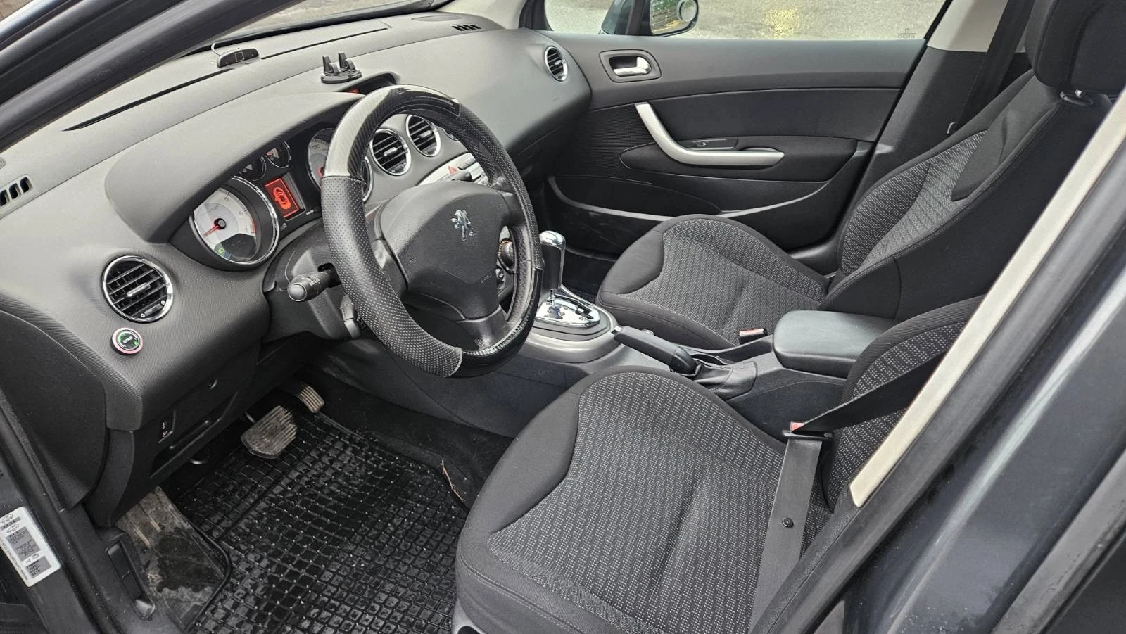 Peugeot 308  - изображение 8