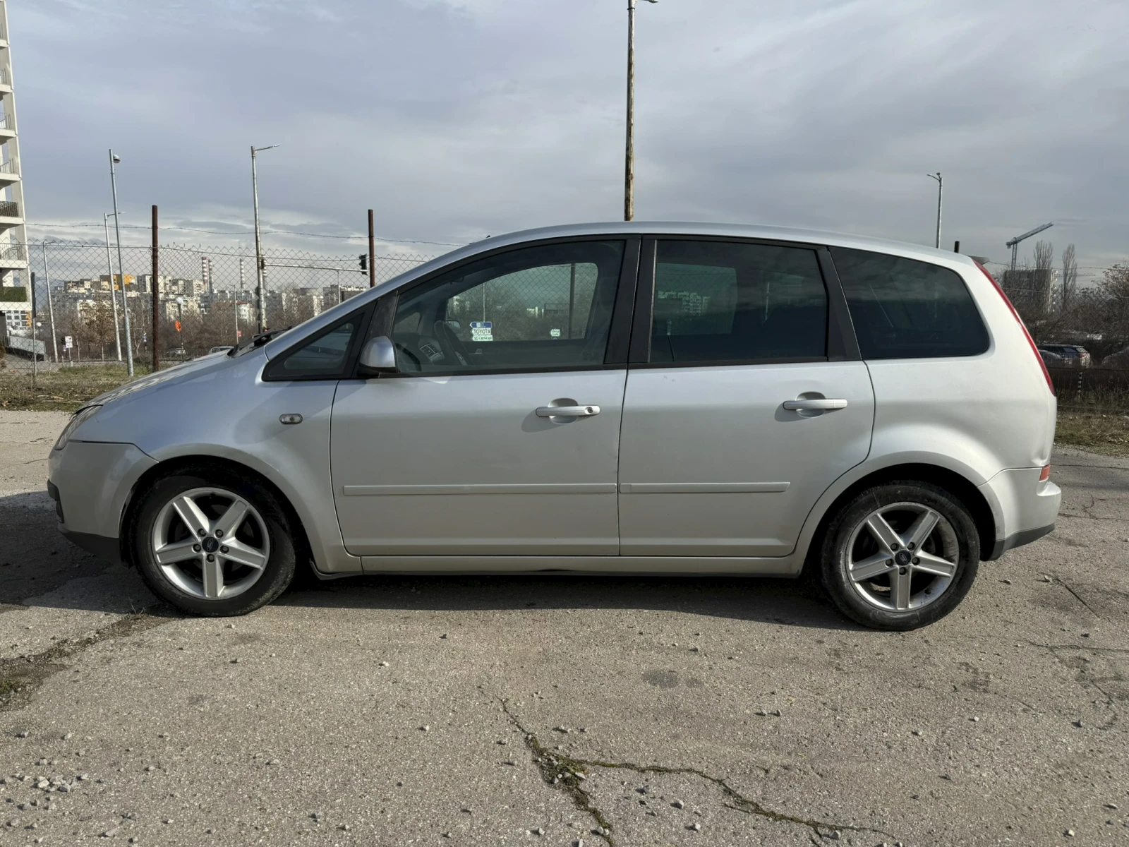 Ford C-max 1.6TDCI Ghia 90кс КЛИМАТИК - изображение 5