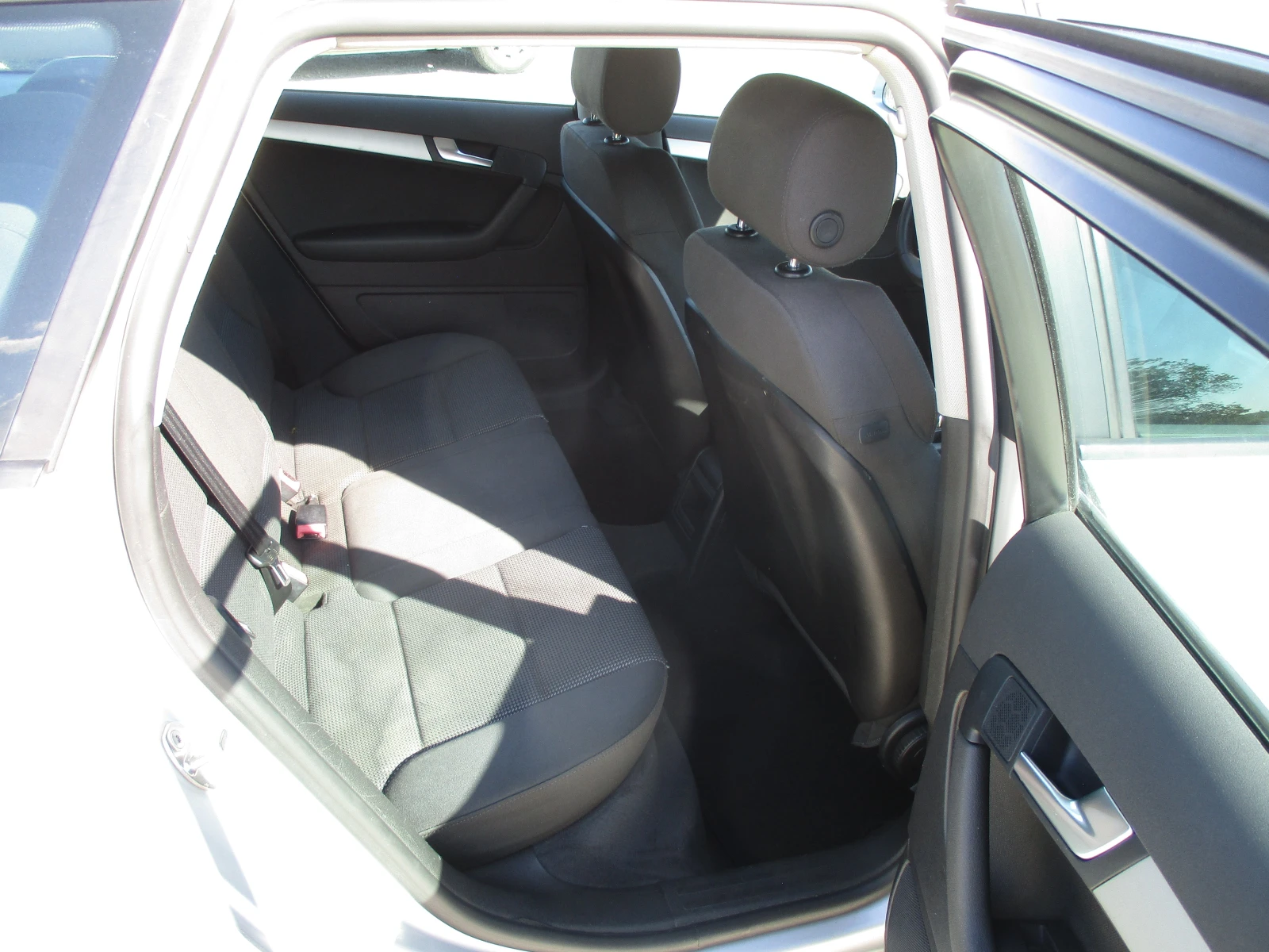 Audi A3 2.0TDI/140кс./6-СКОРОСТИ/КАТО НОВА, снимка 15 - Автомобили и джипове - 54428119