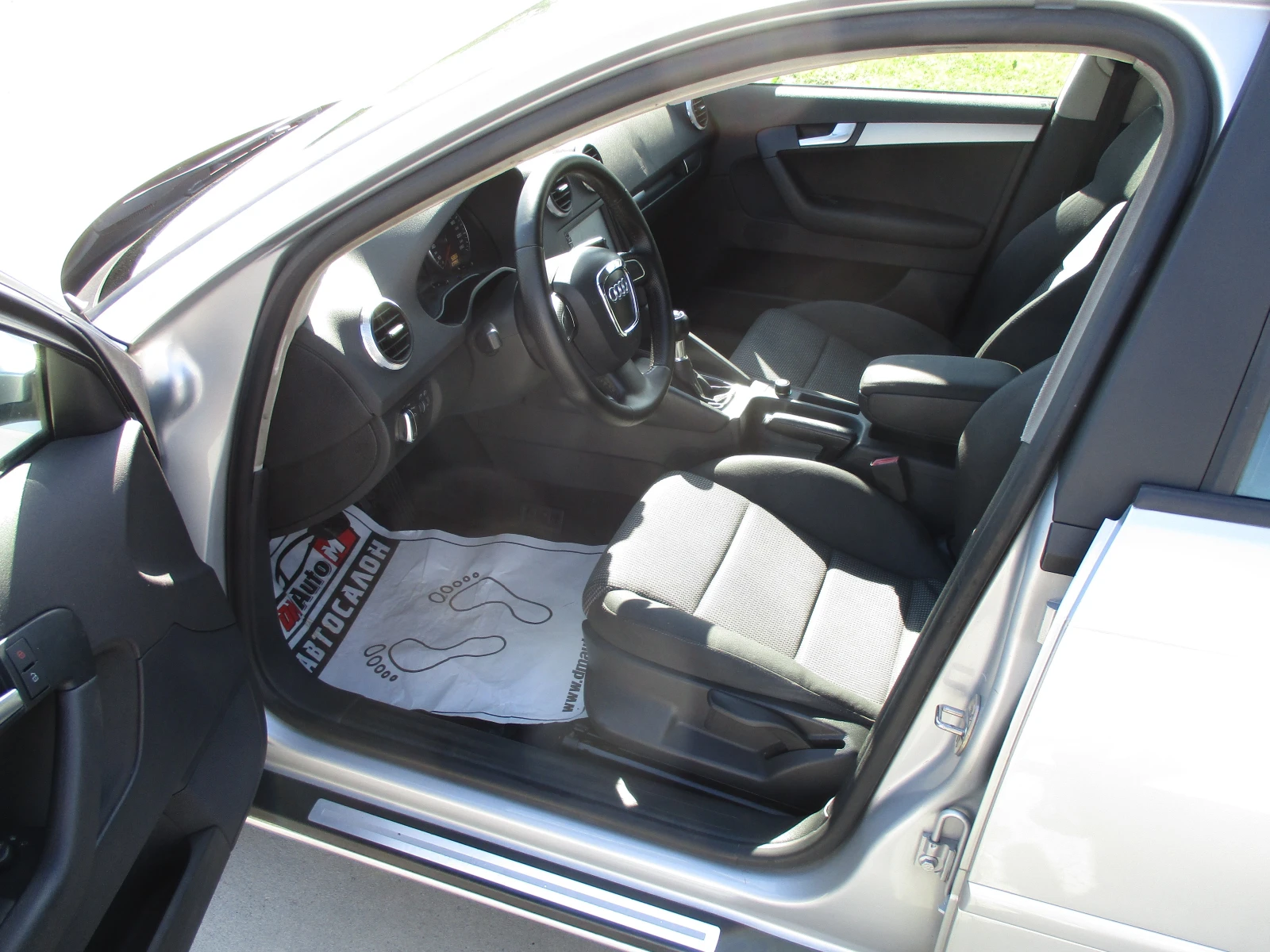 Audi A3 2.0TDI/140кс./6-СКОРОСТИ/КАТО НОВА, снимка 9 - Автомобили и джипове - 54428119