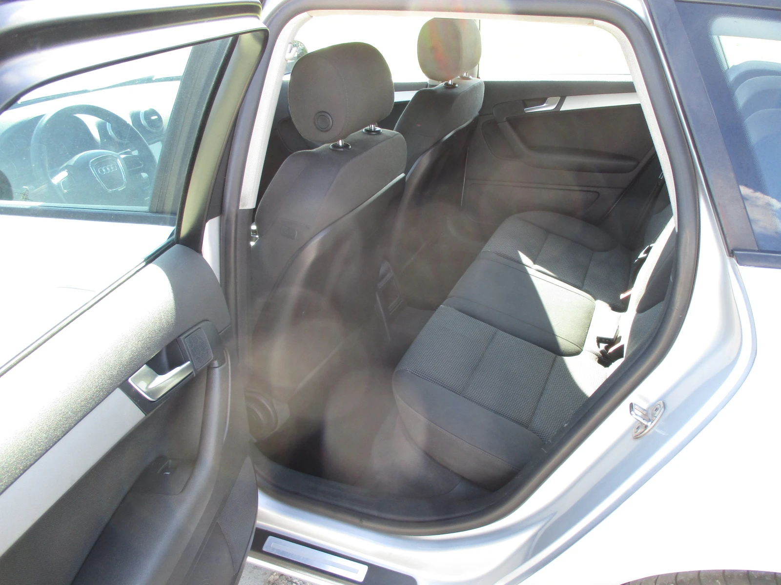 Audi A3 2.0TDI/140кс./6-СКОРОСТИ/КАТО НОВА, снимка 11 - Автомобили и джипове - 54428119